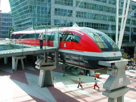 Kereta Api Bandara Diharapkan Rampung pada 2016